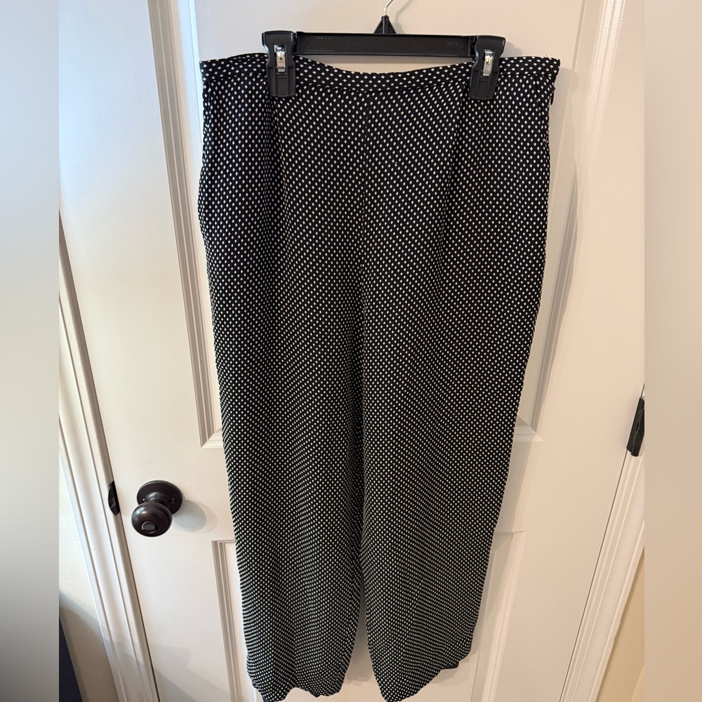 Talbots Petite Black and White print dress pants